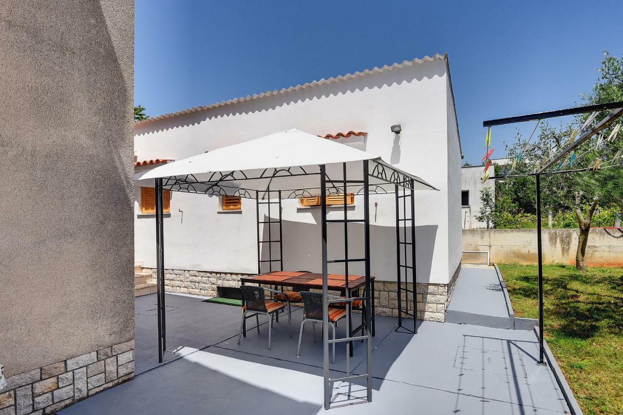 Holiday Home Mihael ميدولين المظهر الخارجي الصورة